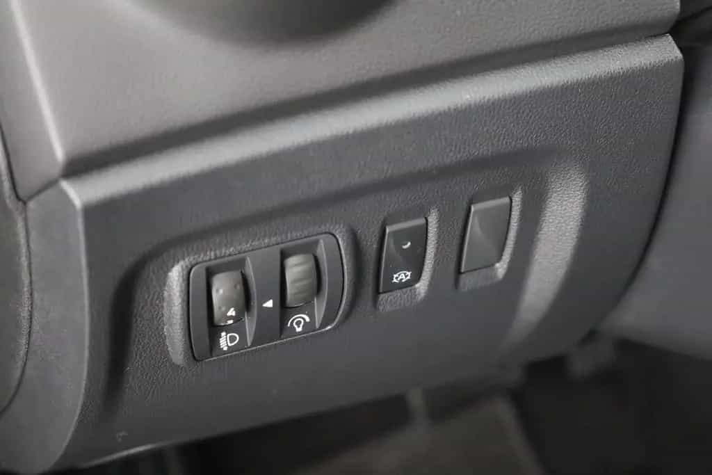 Renault Captur 1.2 TCe Intens Aut. Navi Tempomat PDC DAB 11/2018-photo-19