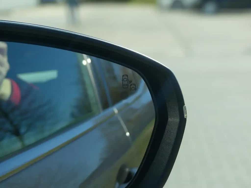 Peugeot 3008 1.6 Allure GT-Line LED Navi Virtual Cockpit 05/2018-photo-29