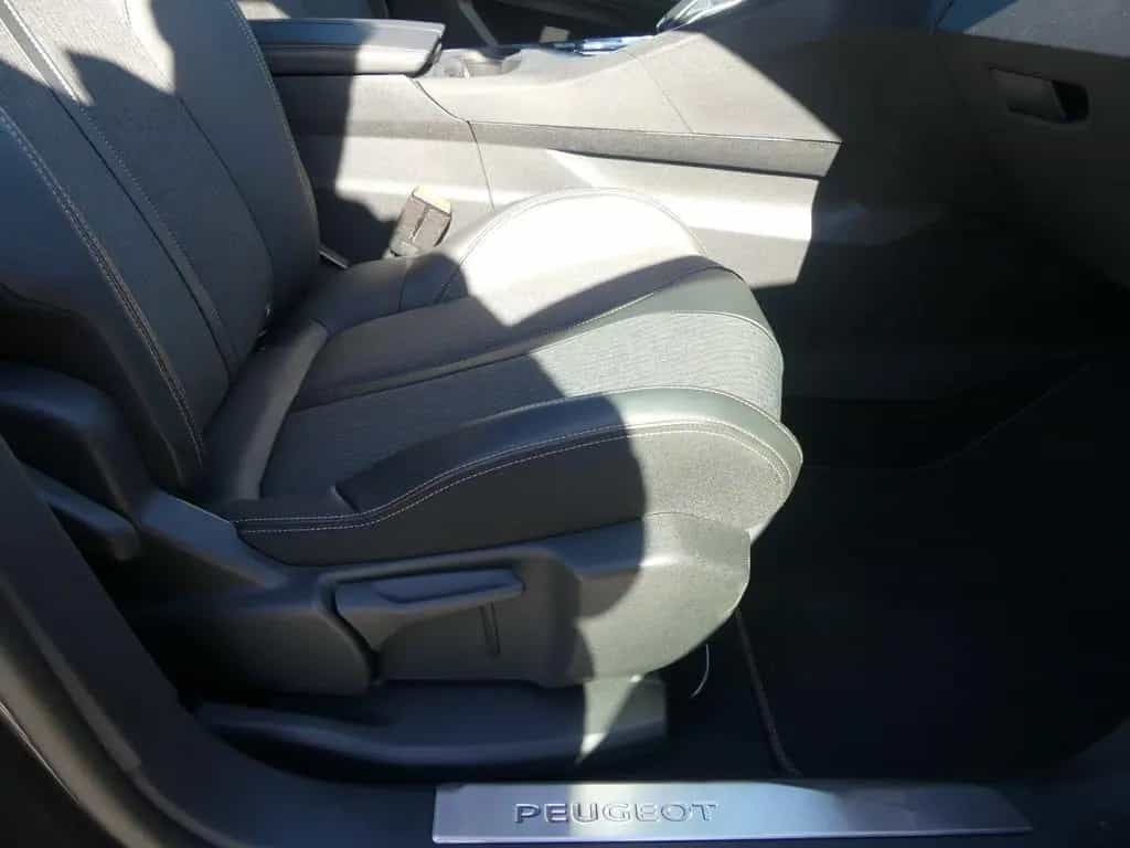 Peugeot 3008 1.6 Allure GT-Line LED Navi Virtual Cockpit 05/2018-photo-32
