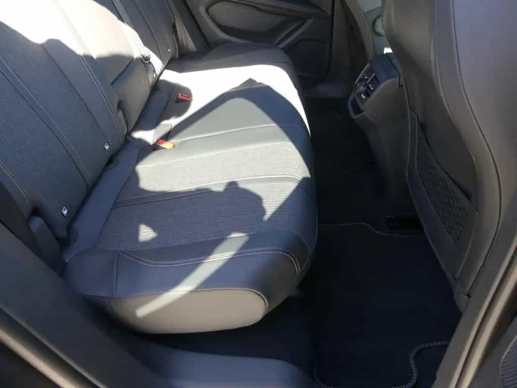 Peugeot 3008 1.6 Allure GT-Line LED Navi Virtual Cockpit 05/2018-photo-33