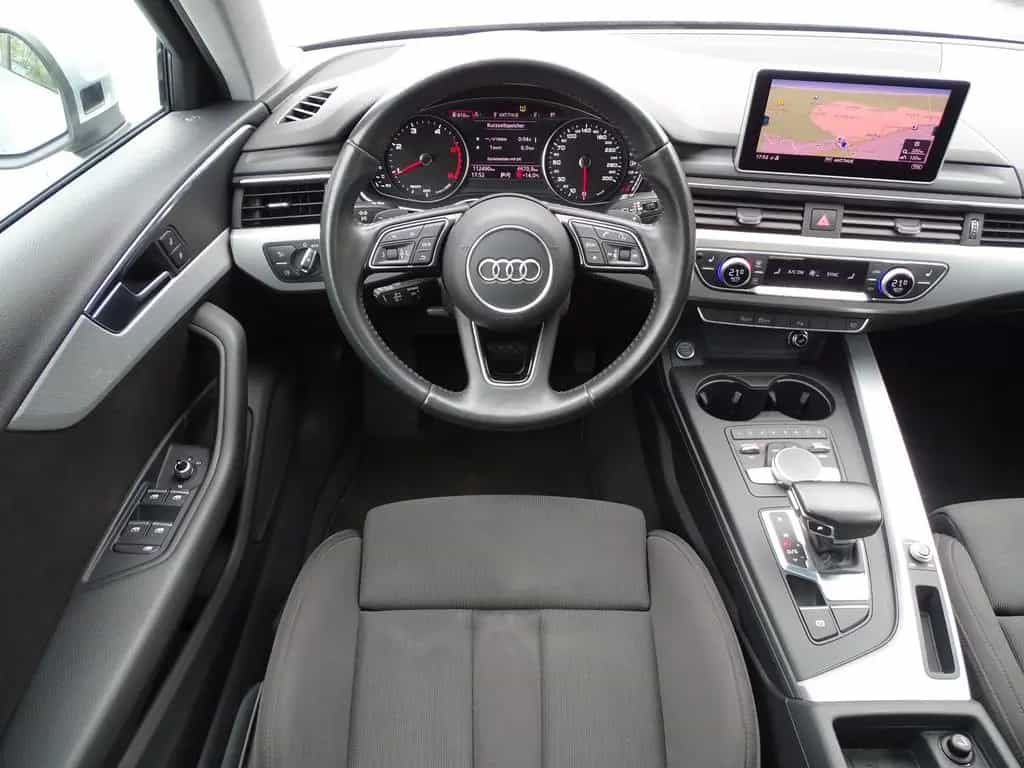 Audi A4 Avant 35 TDI sport S-tronic Navi Panorama AHK 01/2019-photo-11