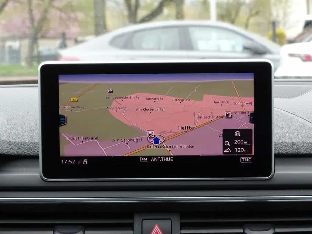 Audi A4 Avant 35 TDI sport S-tronic Navi Panorama AHK 01/2019-photo-12