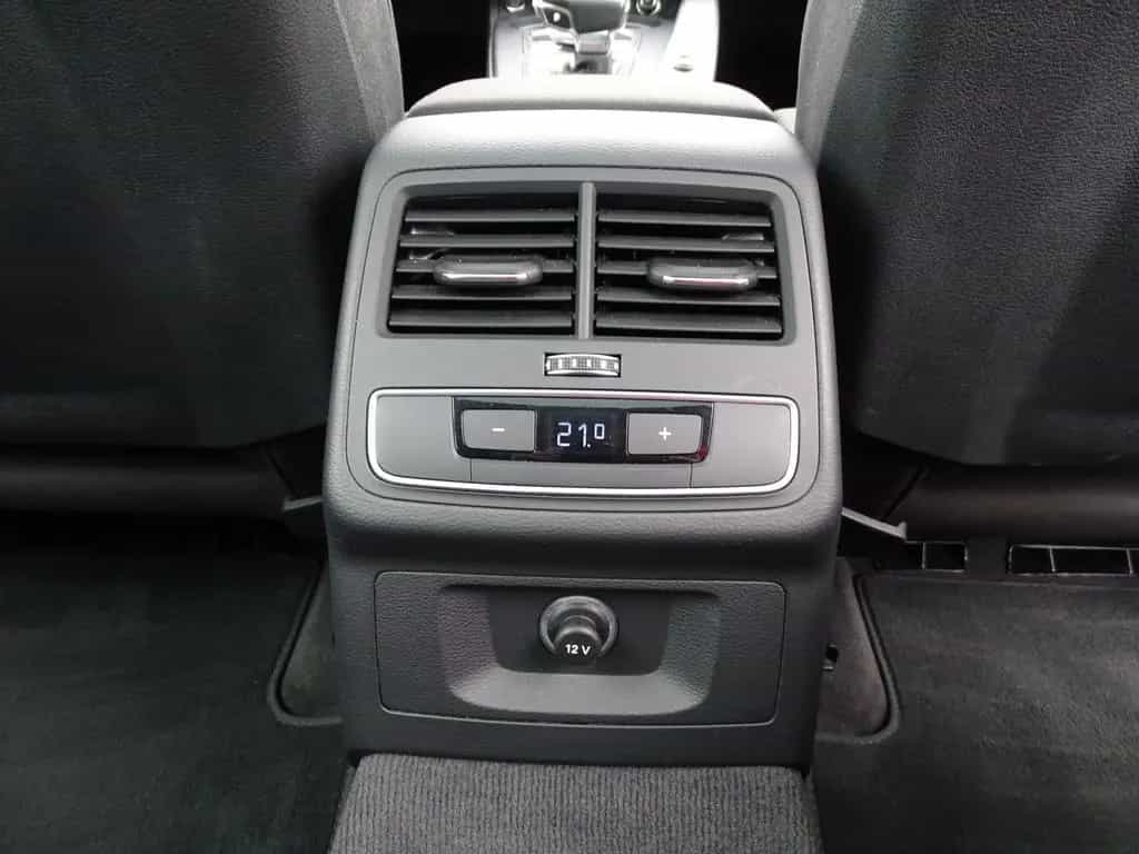 Audi A4 Avant 35 TDI sport S-tronic Navi Panorama AHK 01/2019-photo-18