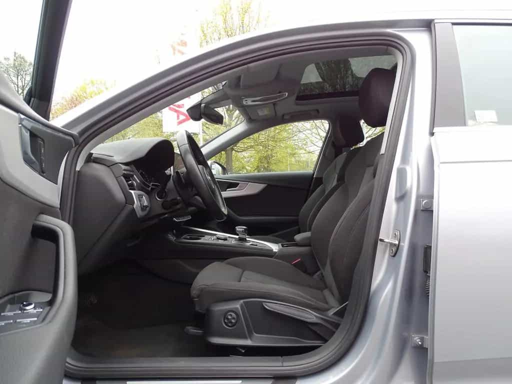 Audi A4 Avant 35 TDI sport S-tronic Navi Panorama AHK 01/2019-photo-7