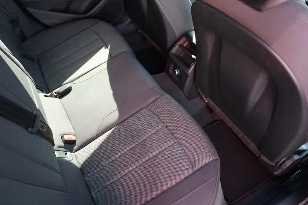 Audi A4 2.0 TDI Avant Bi-Xenon Navi Tempomat PDC DAB 10/2017-photo-6