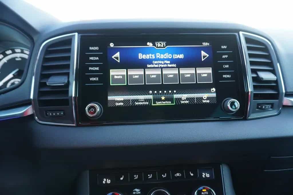 Skoda Karoq 1.5 TSI Clever DSG LED SmartLink Tempomat 11/2021-photo-22