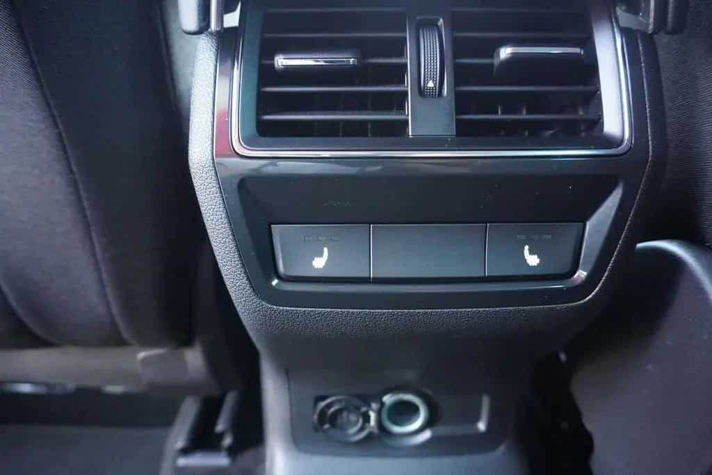 Skoda Karoq 1.5 TSI Clever DSG LED SmartLink Tempomat 11/2021-photo-35