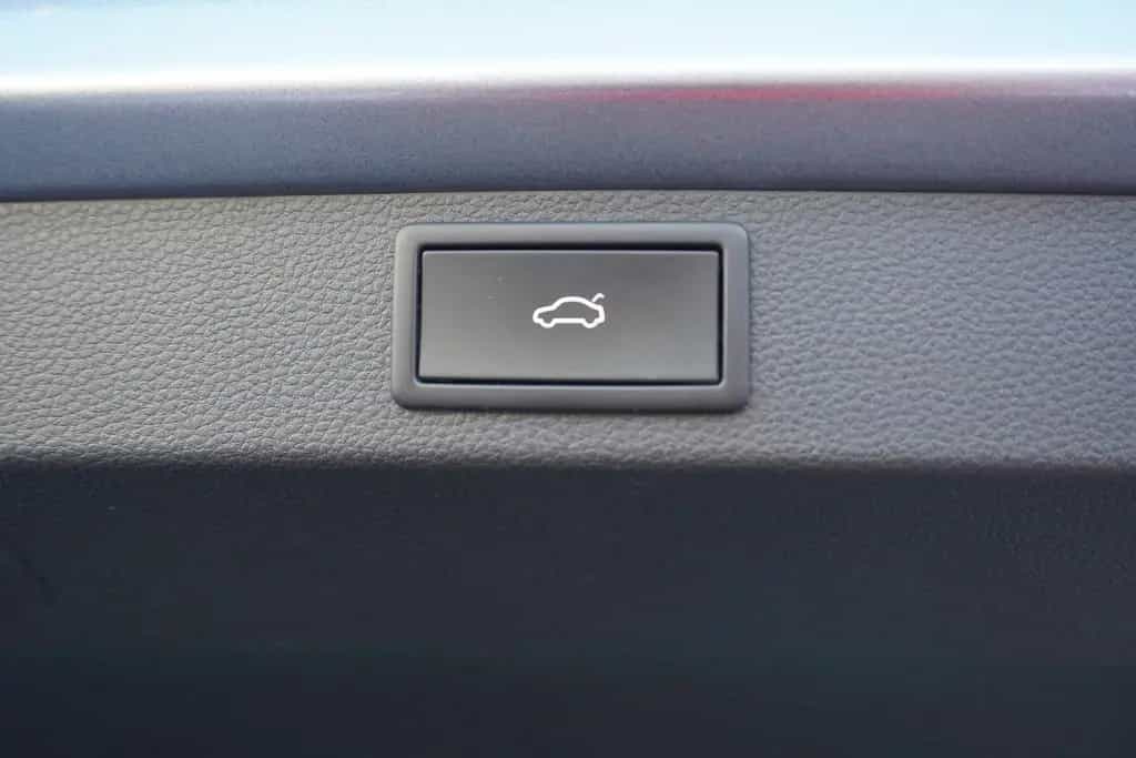 Skoda Karoq 1.5 TSI Clever DSG LED SmartLink Tempomat 11/2021-photo-9