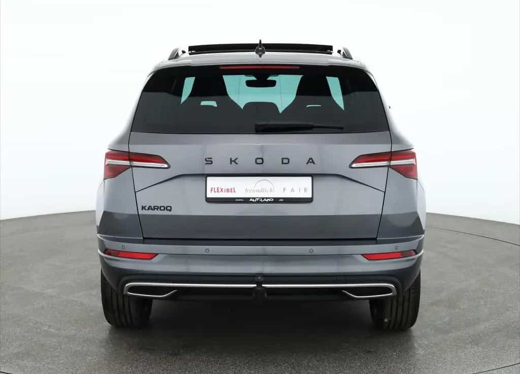 Skoda Karoq Sportline 1.5 TSI DSG Matrix ACC AHK Pano 03/2026-photo-3