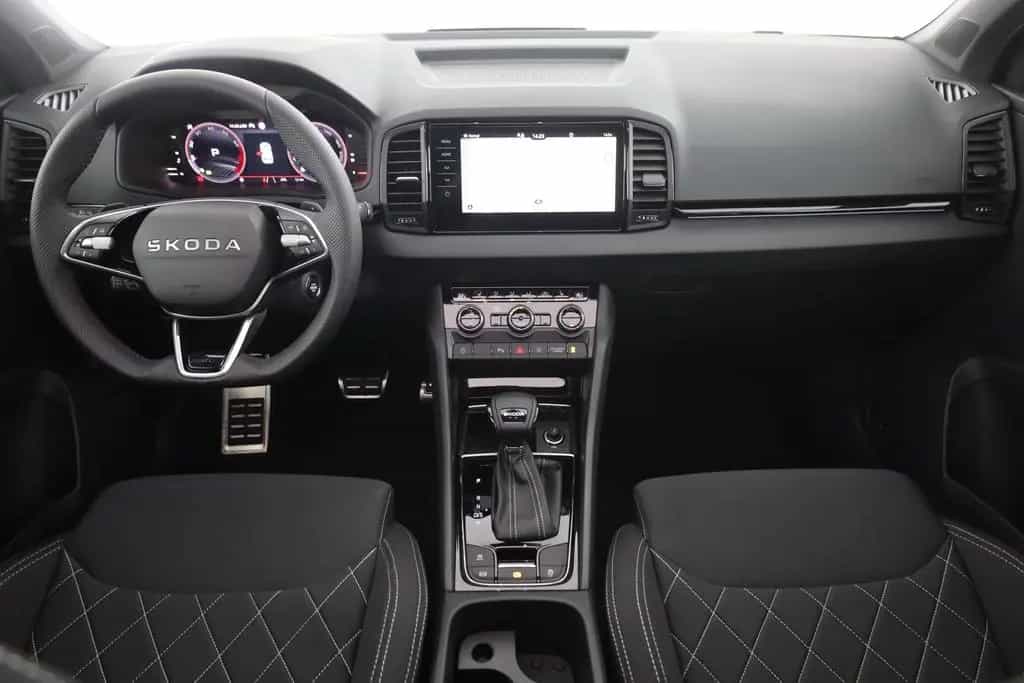 Skoda Karoq Sportline 1.5 TSI DSG Matrix ACC AHK Pano 03/2026-photo-8