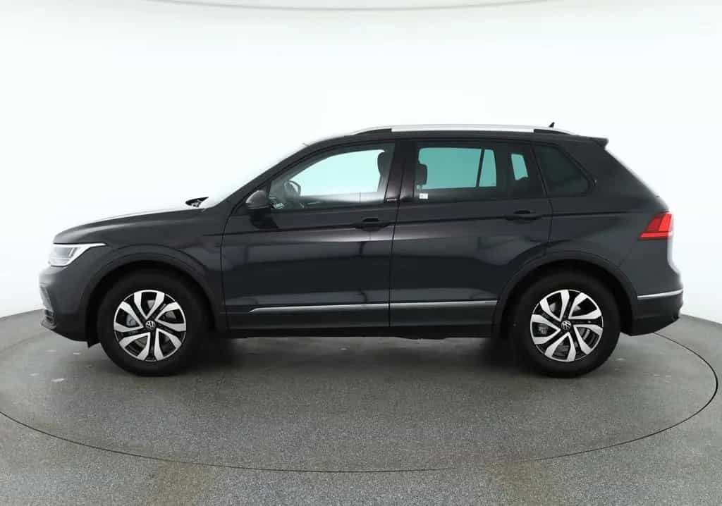 Volkswagen Tiguan 1.5 TSI LED ACC Navi Sitzheizung PDC AHK 11/2022-photo-1
