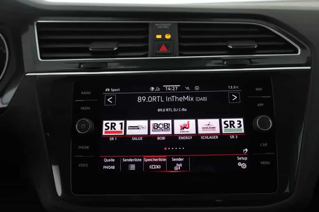 Volkswagen Tiguan 1.5 TSI LED ACC Navi Sitzheizung PDC AHK 11/2022-photo-10
