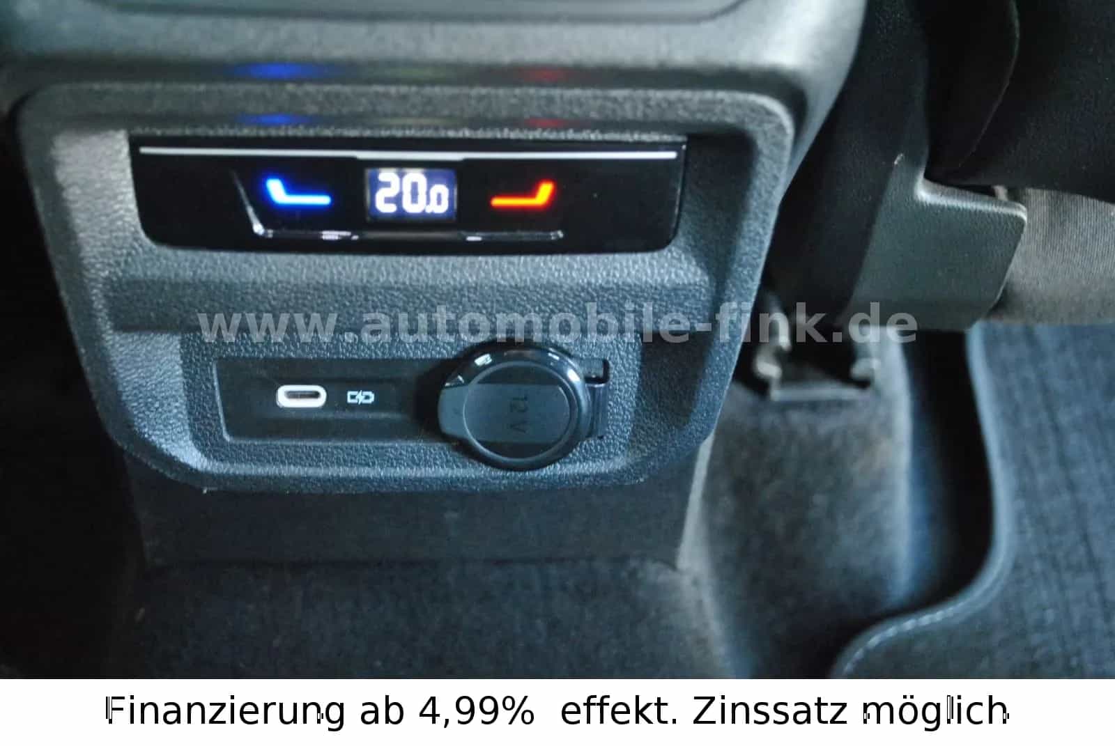 Volkswagen Tiguan Allspace 03/2022-photo-23