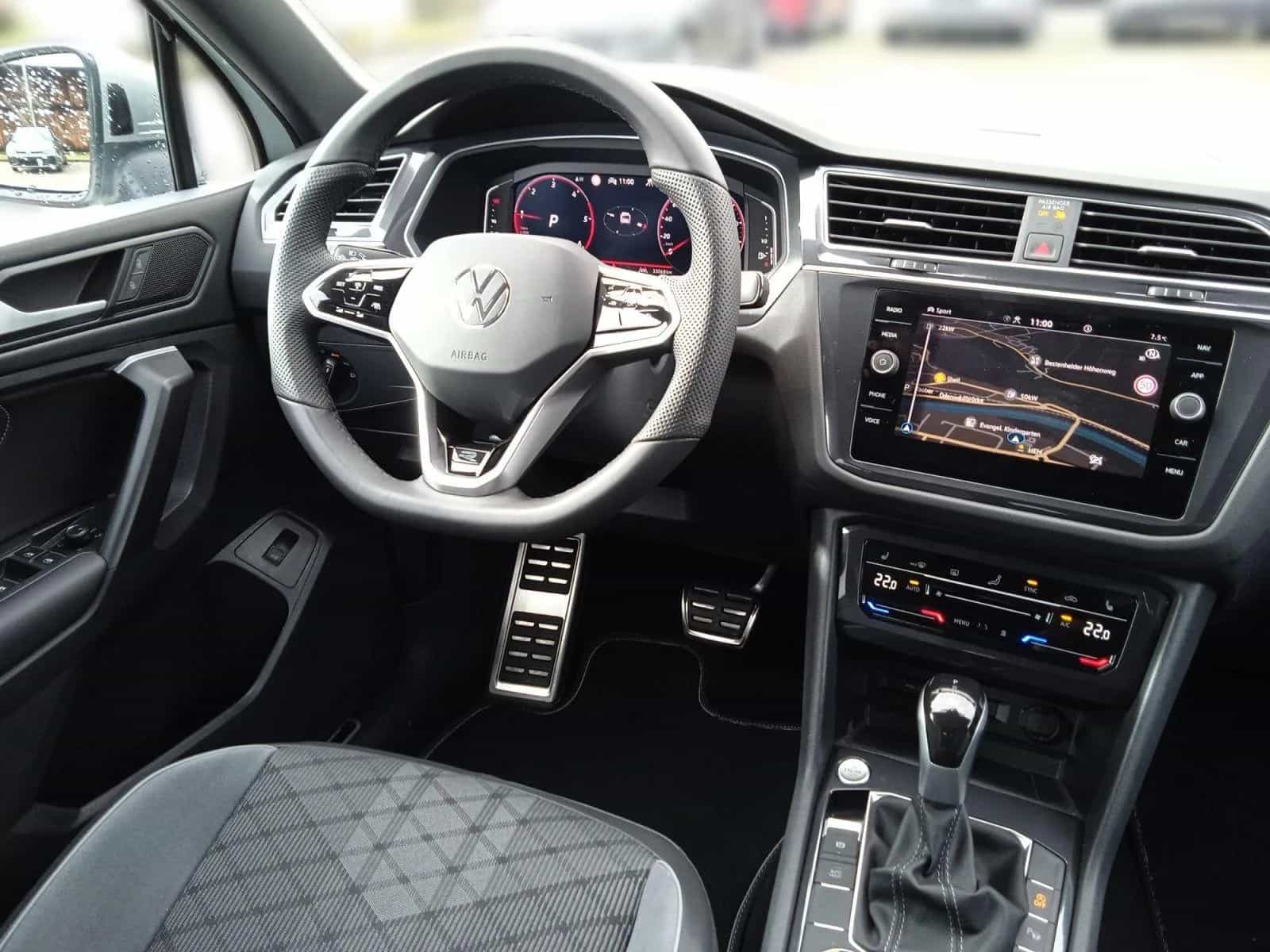 Volkswagen Tiguan Allspace 12/2024-photo-10