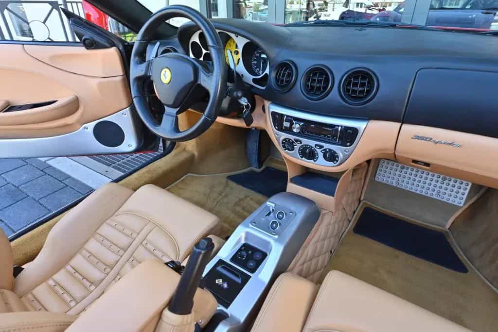 Ferrari 360 Spider F1/Daytona/Xenon/E.Sitz/Top!Garantie 03/2001-photo-31