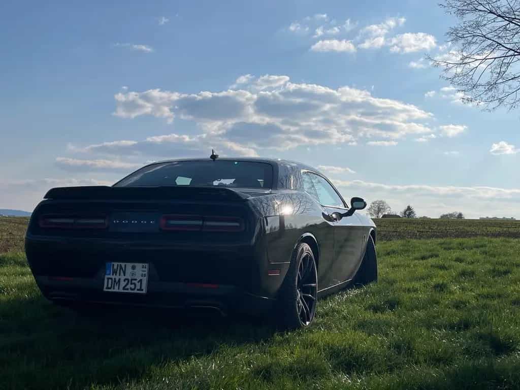 Dodge Challenger 05/2021-photo-2