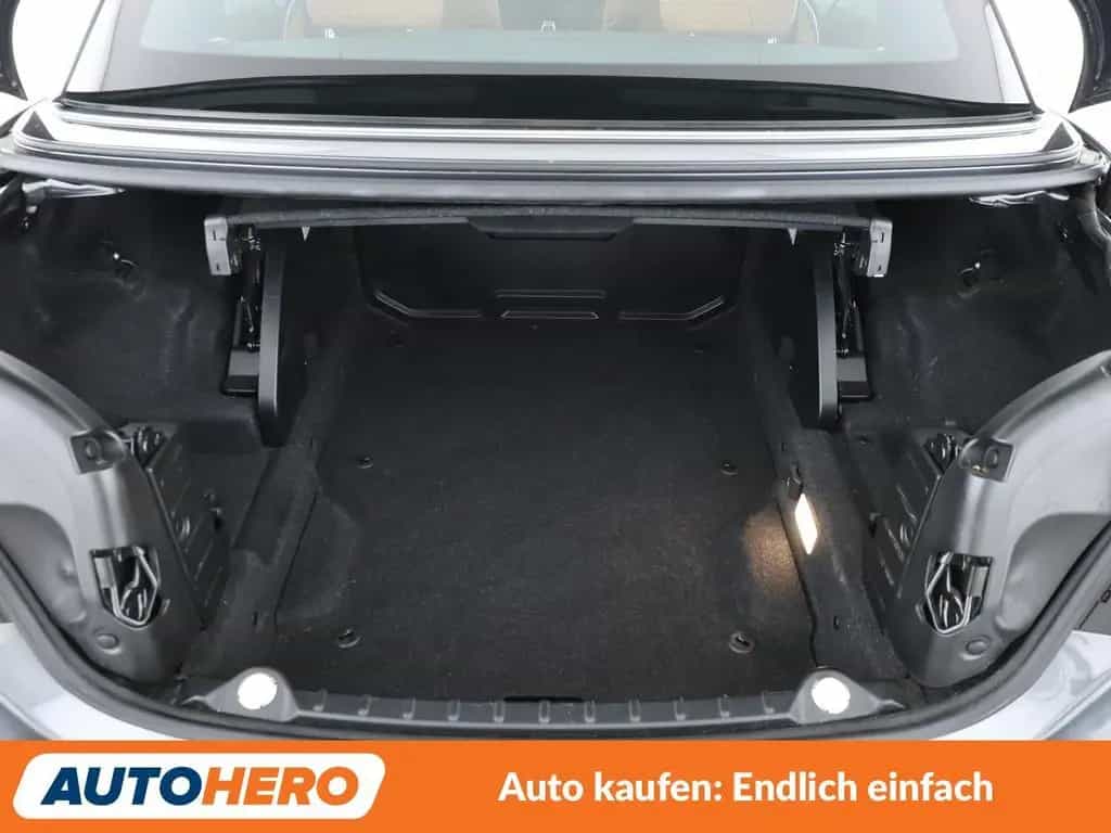 BMW 4 Series 04/2018-photo-17