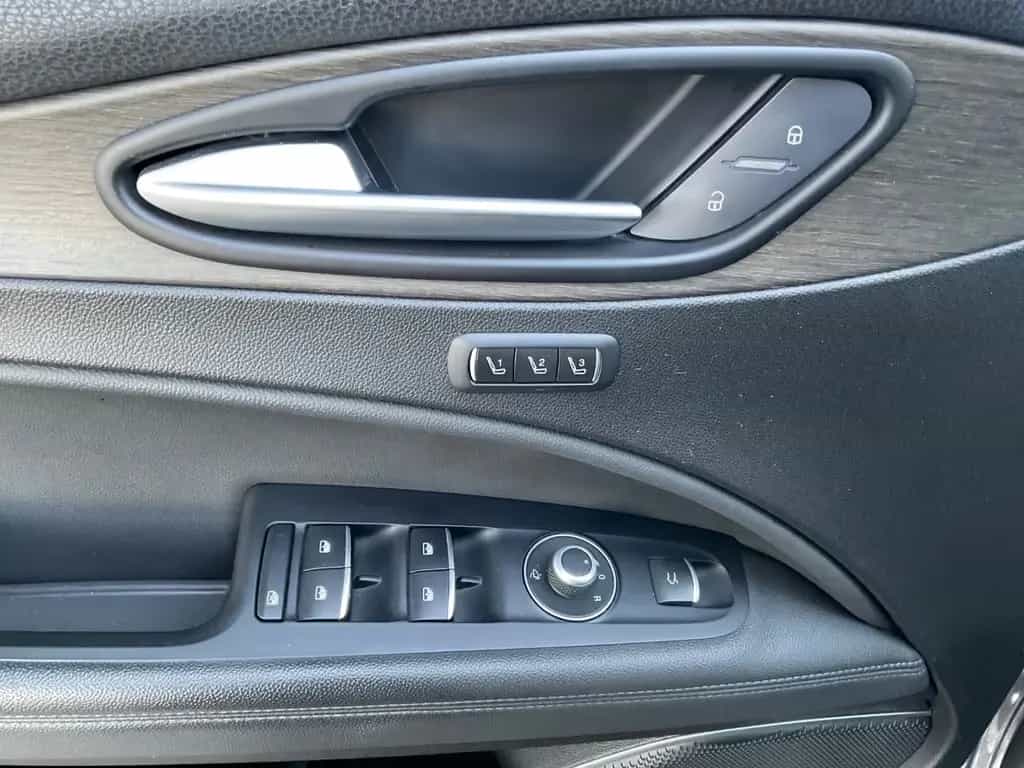 Alfa Romeo Stelvio 2.0 Turbo 16V First Edition **ALLRAD** 05/2017-photo-10