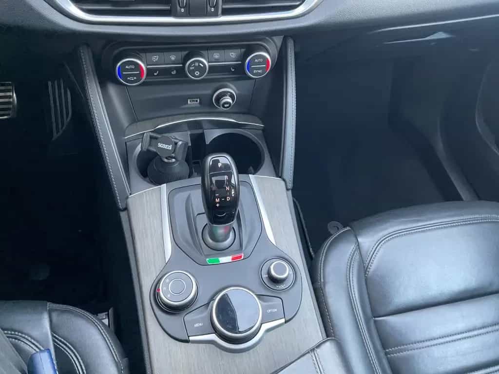 Alfa Romeo Stelvio 2.0 Turbo 16V First Edition **ALLRAD** 05/2017-photo-15