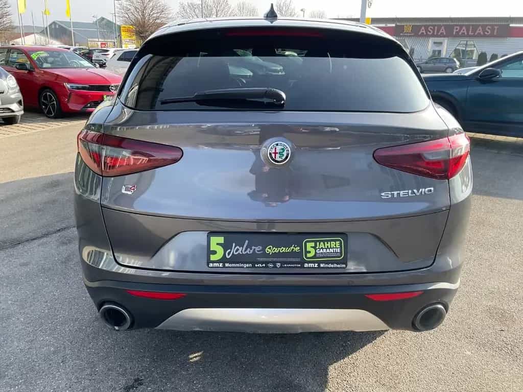 Alfa Romeo Stelvio 2.0 Turbo 16V First Edition **ALLRAD** 05/2017-photo-7