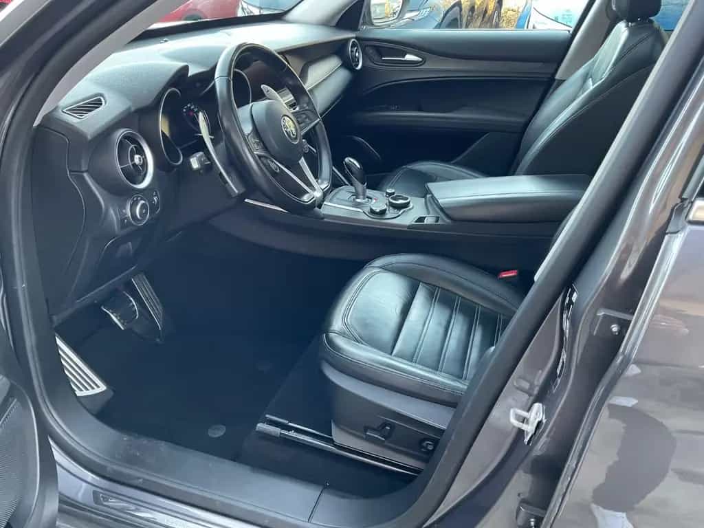 Alfa Romeo Stelvio 2.0 Turbo 16V First Edition **ALLRAD** 05/2017-photo-8