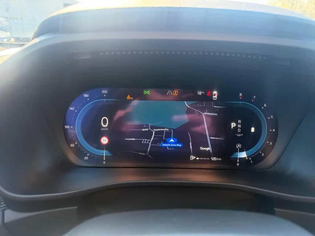 Volvo XC40 B4 Plus Dark AUTOMATIK*LEDER* 12/2022-photo-13
