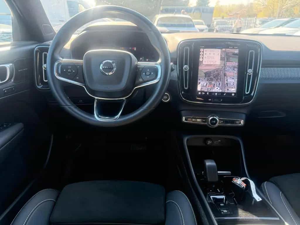 Volvo XC40 B4 Plus Dark AUTOMATIK*LEDER* 12/2022-photo-14