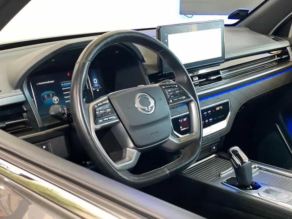 Ssangyong REXTON Sapphire Leder*ACC*360°*AHK 3,5t 09/2023-photo-13