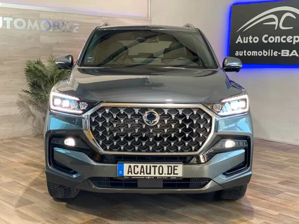 Ssangyong REXTON Sapphire Leder*ACC*360°*AHK 3,5t 09/2023-photo-2