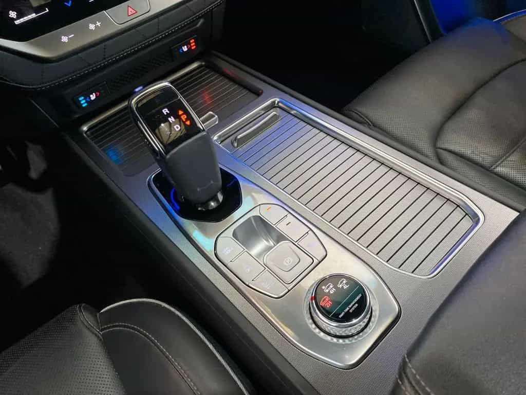 Ssangyong REXTON Sapphire Leder*ACC*360°*AHK 3,5t 09/2023-photo-23