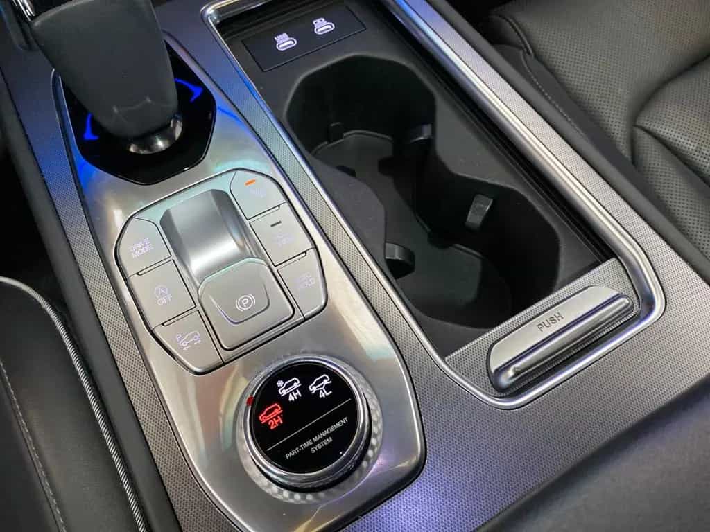 Ssangyong REXTON Sapphire Leder*ACC*360°*AHK 3,5t 09/2023-photo-24