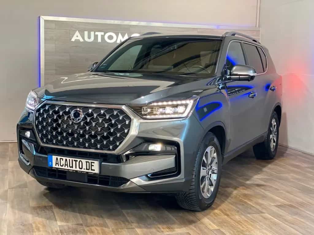 Ssangyong REXTON Sapphire Leder*ACC*360°*AHK 3,5t 09/2023-photo-3