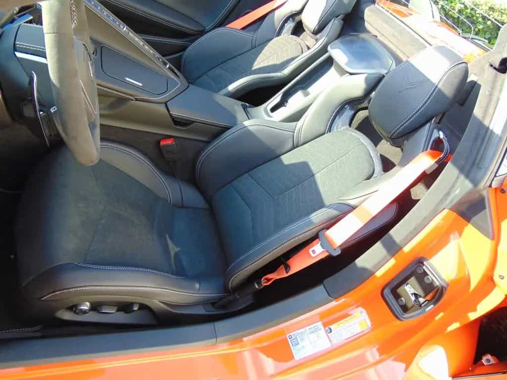 Corvette C8 Cabrio 3LT Europamodell Neuwagen Frontlift 04/2026-photo-12