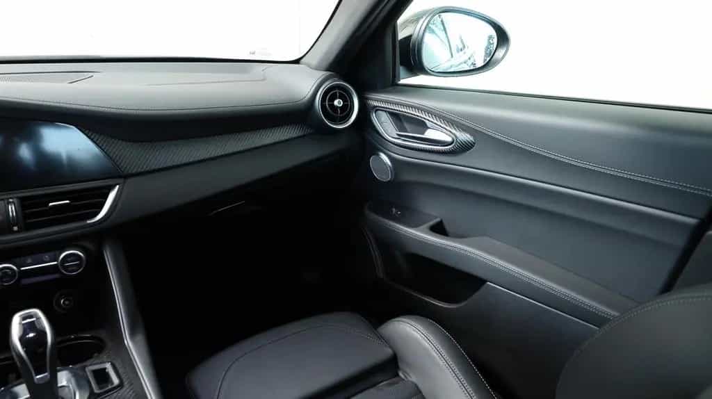 Alfa Romeo Giulia Quadrifoglio 520PS*Facelift*Matrix*ACC 02/2024-photo-12