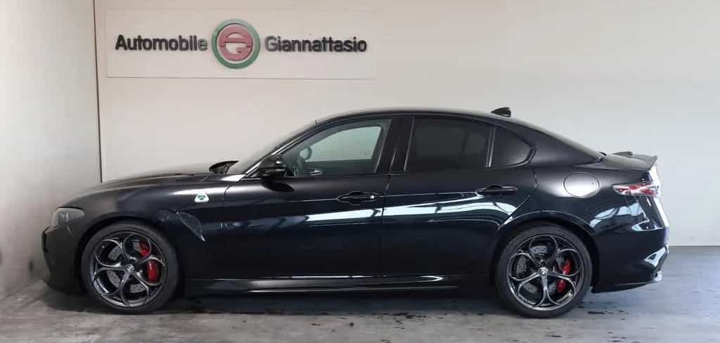 Alfa Romeo Giulia Quadrifoglio 520PS*Facelift*Matrix*ACC 02/2024-photo-3