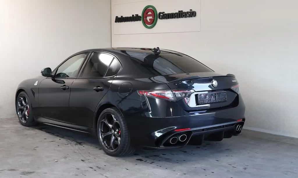 Alfa Romeo Giulia Quadrifoglio 520PS*Facelift*Matrix*ACC 02/2024-photo-4
