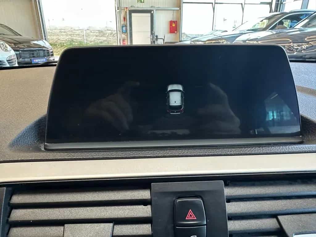 BMW 118 i *Klima*PDC*Navi*Sitzh*Klimaautomatik* 06/2019-photo-13
