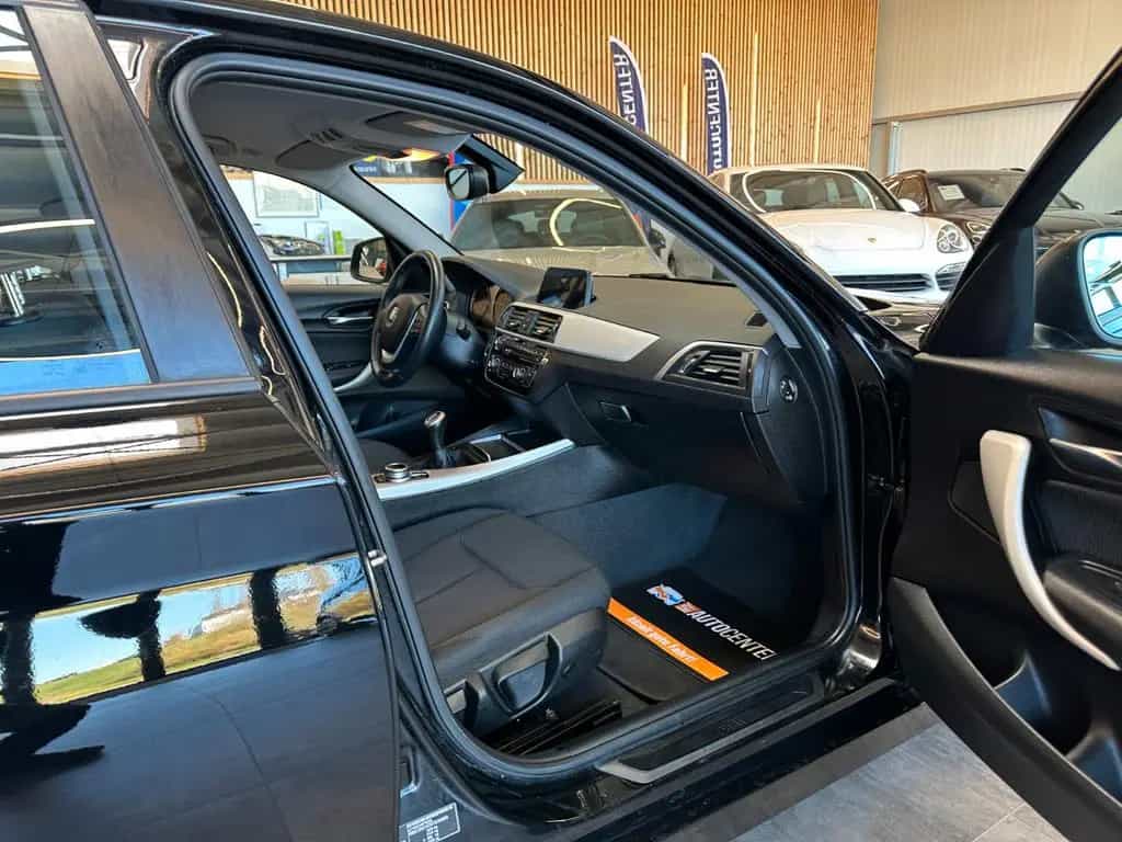 BMW 118 i *Klima*PDC*Navi*Sitzh*Klimaautomatik* 06/2019-photo-18