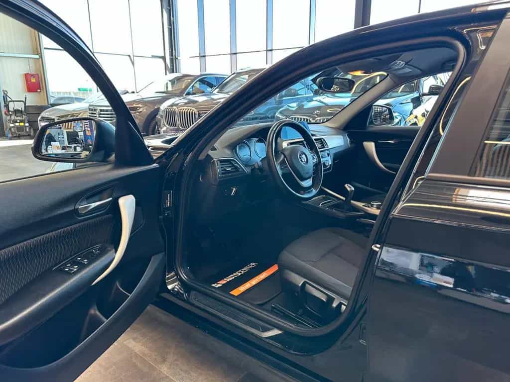 BMW 118 i *Klima*PDC*Navi*Sitzh*Klimaautomatik* 06/2019-photo-23