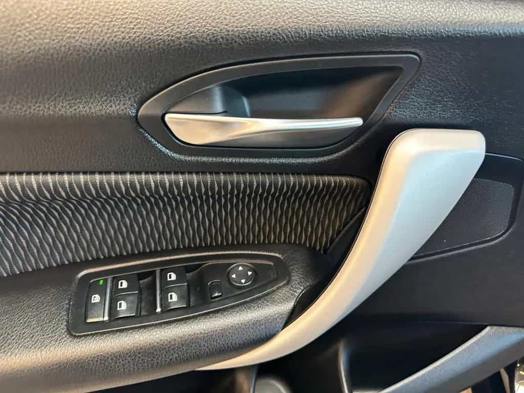 BMW 118 i *Klima*PDC*Navi*Sitzh*Klimaautomatik* 06/2019-photo-26