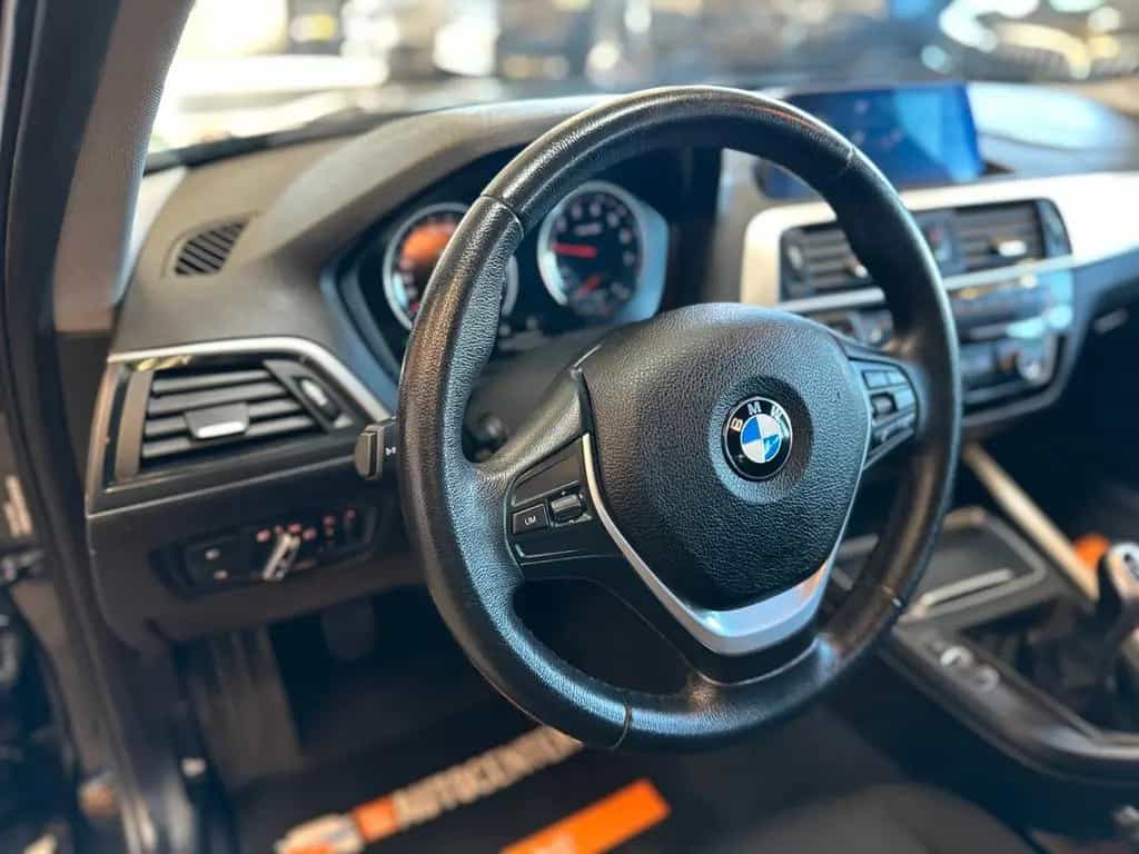 BMW 118 i *Klima*PDC*Navi*Sitzh*Klimaautomatik* 06/2019-photo-8
