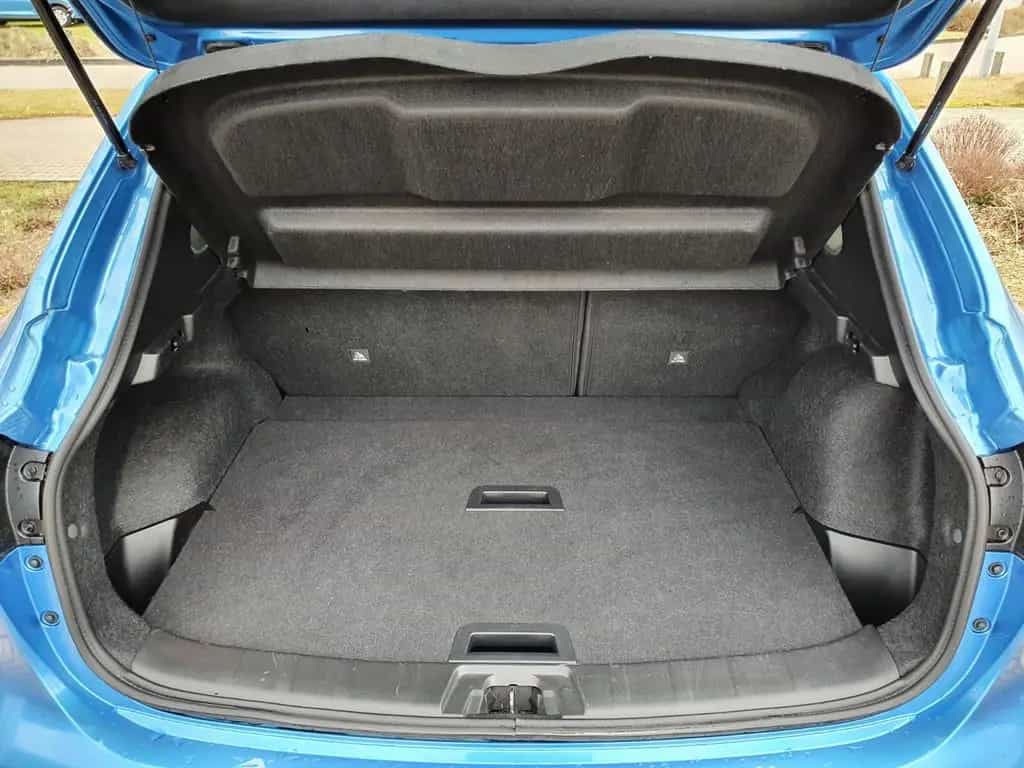 Nissan Qashqai 1.3 DIG-T 140 PS 6MT ZAMA 4x2 DISIGN P. 03/2021-photo-9