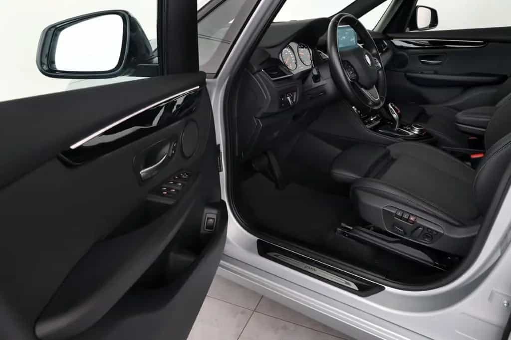 BMW 2 Series 218i Active Tourer Sport Line LED PANO HUD 17" 02/2019-photo-12