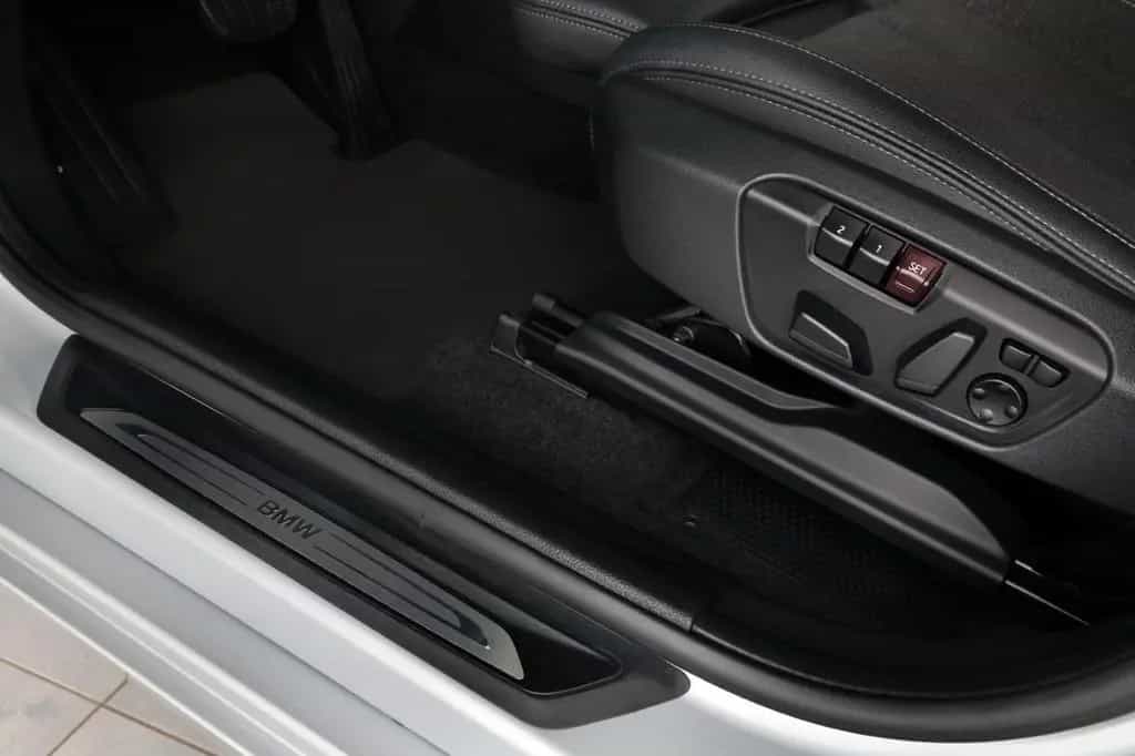 BMW 2 Series 218i Active Tourer Sport Line LED PANO HUD 17" 02/2019-photo-14