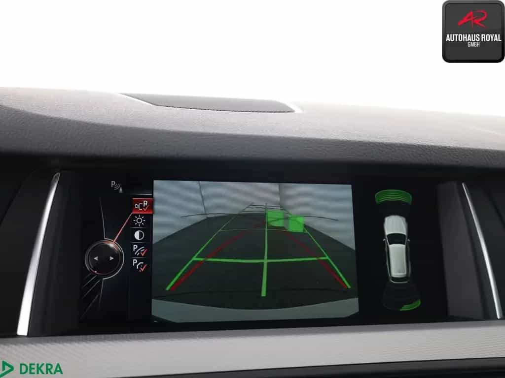BMW M550 d T xDrive SHADOW FOND-TV,SOFTCLOSE,360G,SH 04/2016-photo-16