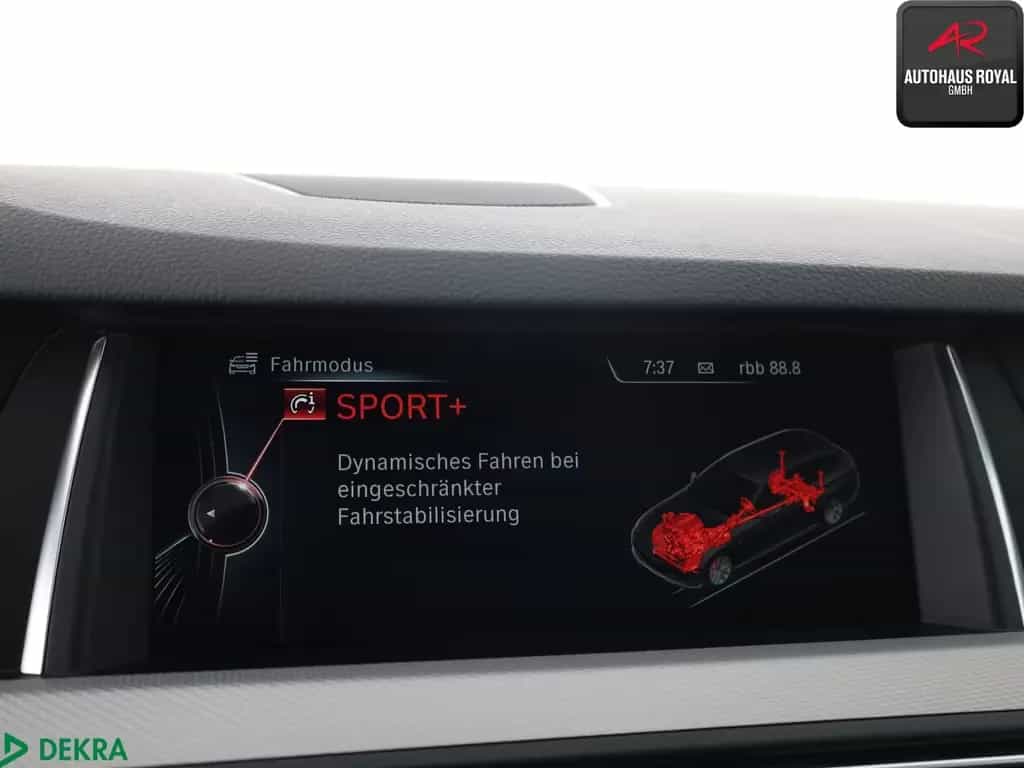 BMW M550 d T xDrive SHADOW FOND-TV,SOFTCLOSE,360G,SH 04/2016-photo-17