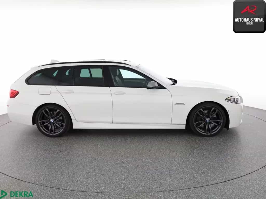 BMW M550 d T xDrive SHADOW FOND-TV,SOFTCLOSE,360G,SH 04/2016-photo-5