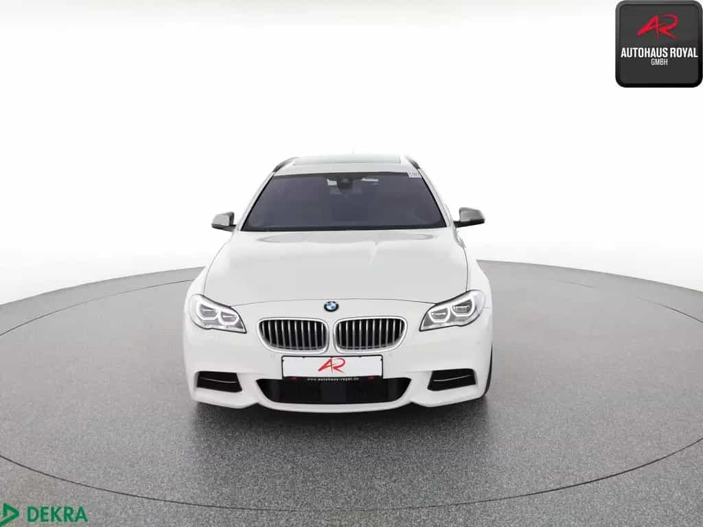 BMW M550 d T xDrive SHADOW FOND-TV,SOFTCLOSE,360G,SH 04/2016-photo-7