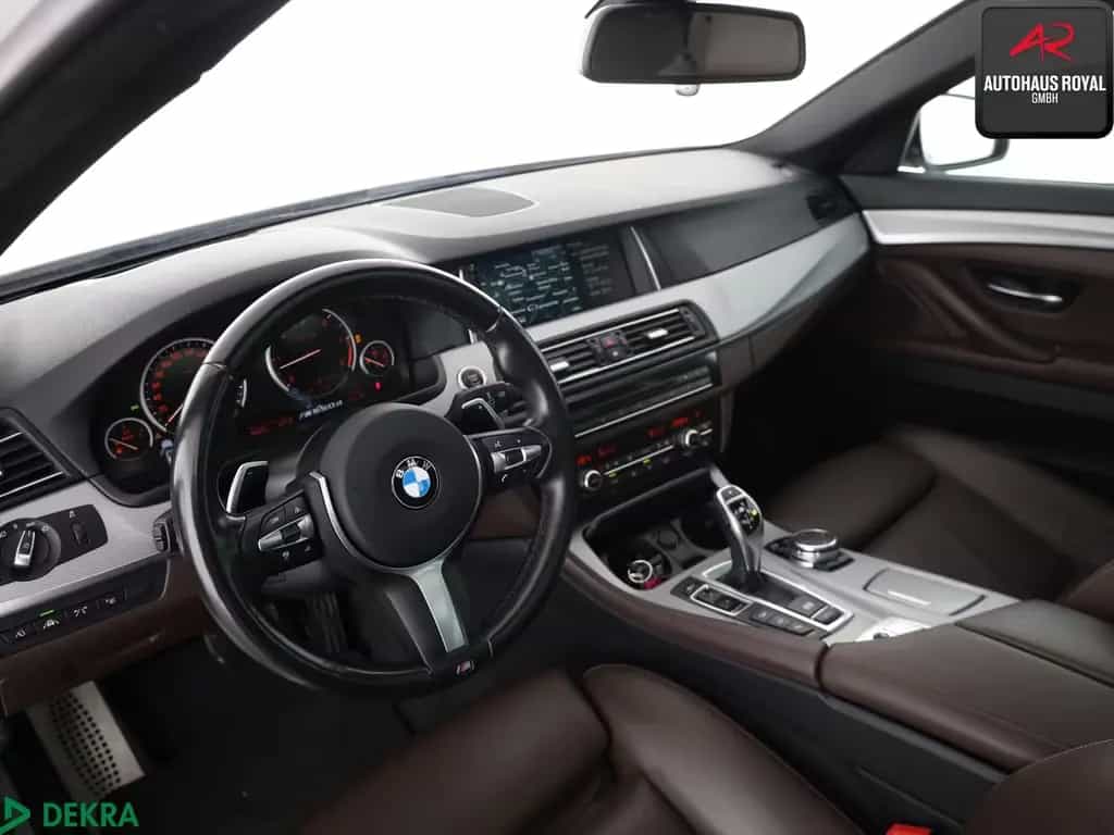 BMW M550 d T xDrive SHADOW FOND-TV,SOFTCLOSE,360G,SH 04/2016-photo-8