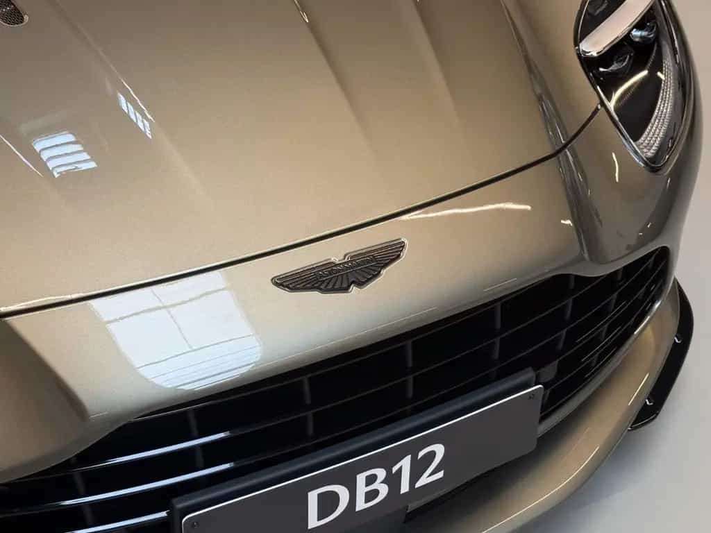 Aston Martin DB12 Coupe | Aston Martin Brussels null-photo-7